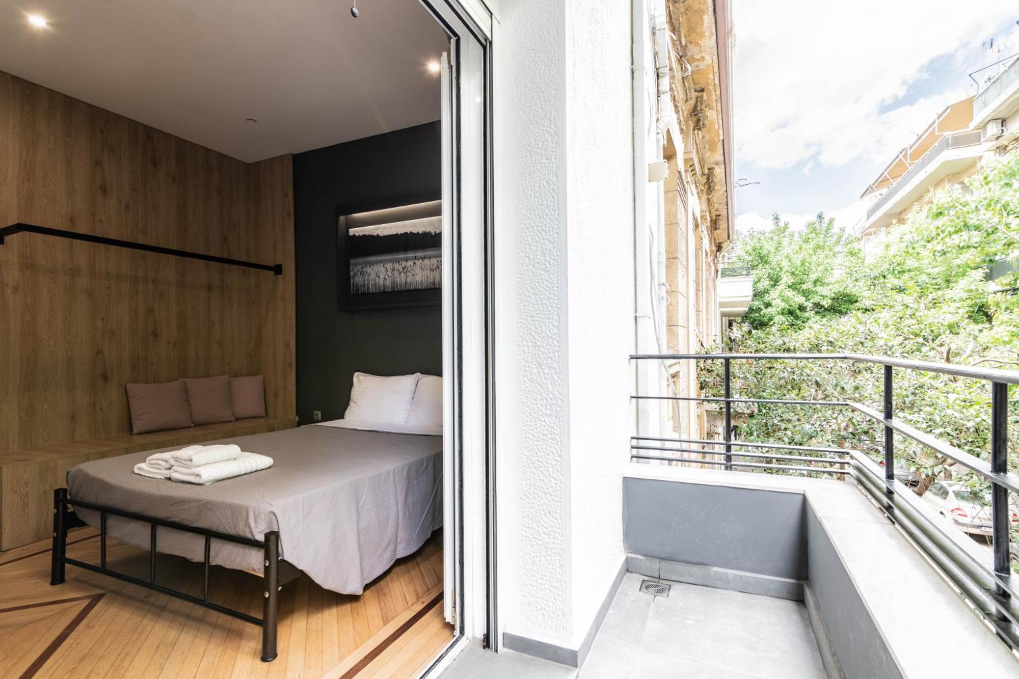 Aris Premium Accommodations Aten Exteriör bild
