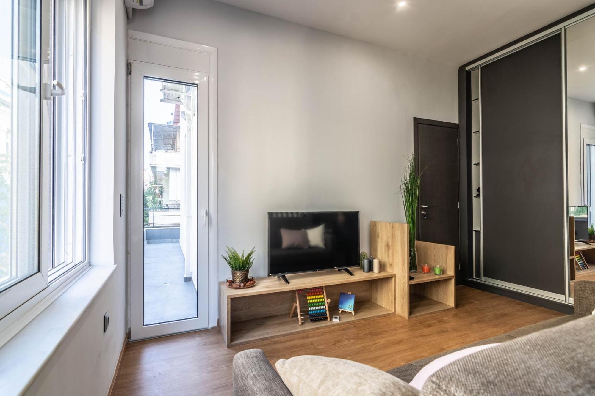 Aris Premium Accommodations Aten Exteriör bild