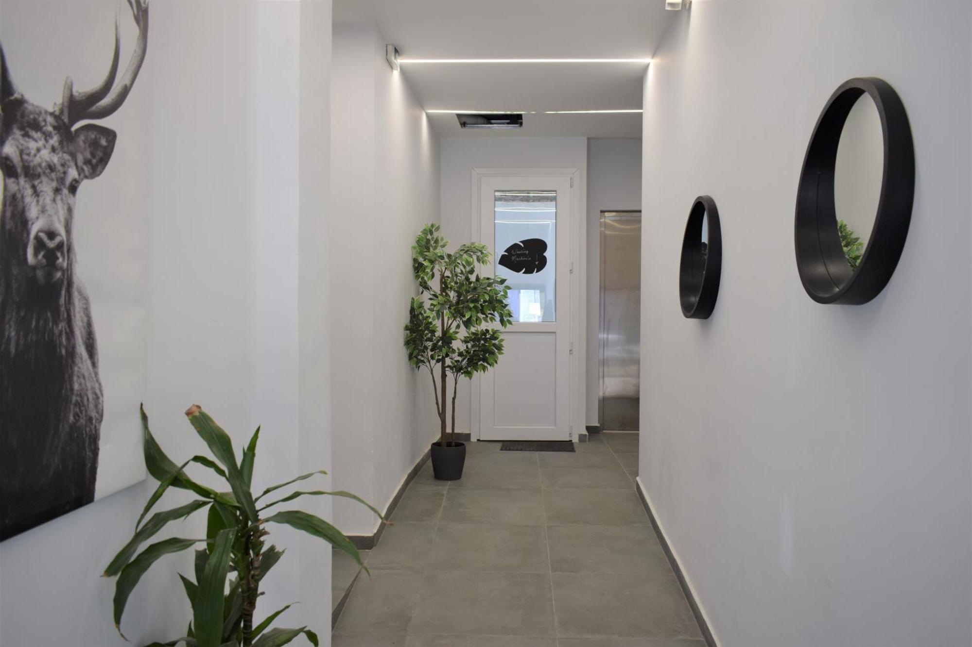 Aris Premium Accommodations Aten Exteriör bild