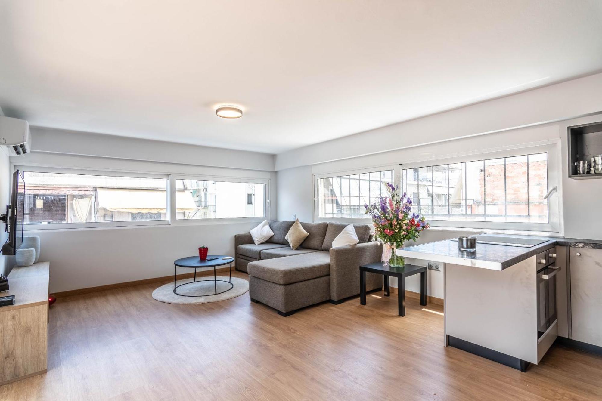 Aris Premium Accommodations Aten Exteriör bild