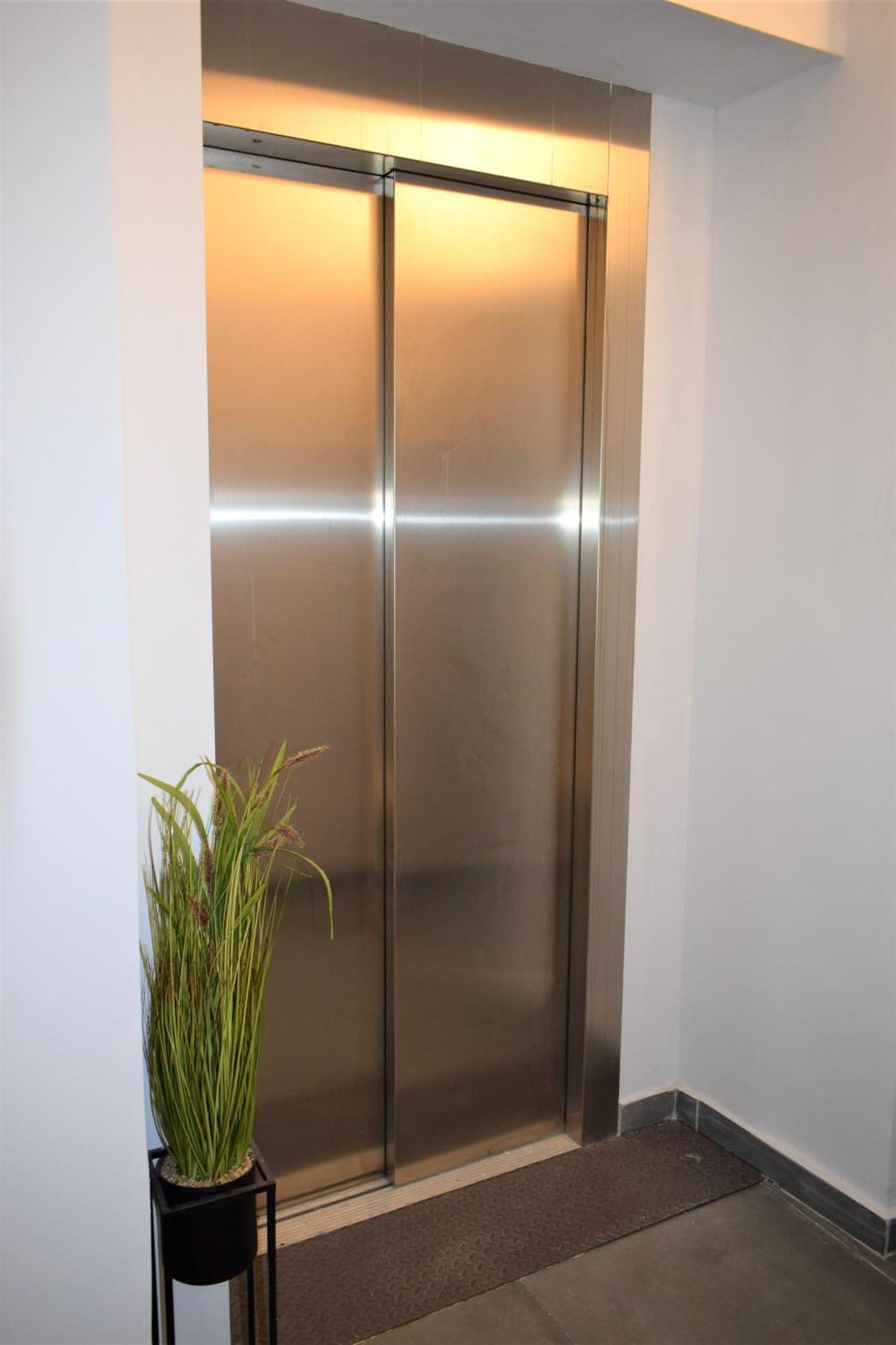 Aris Premium Accommodations Aten Exteriör bild