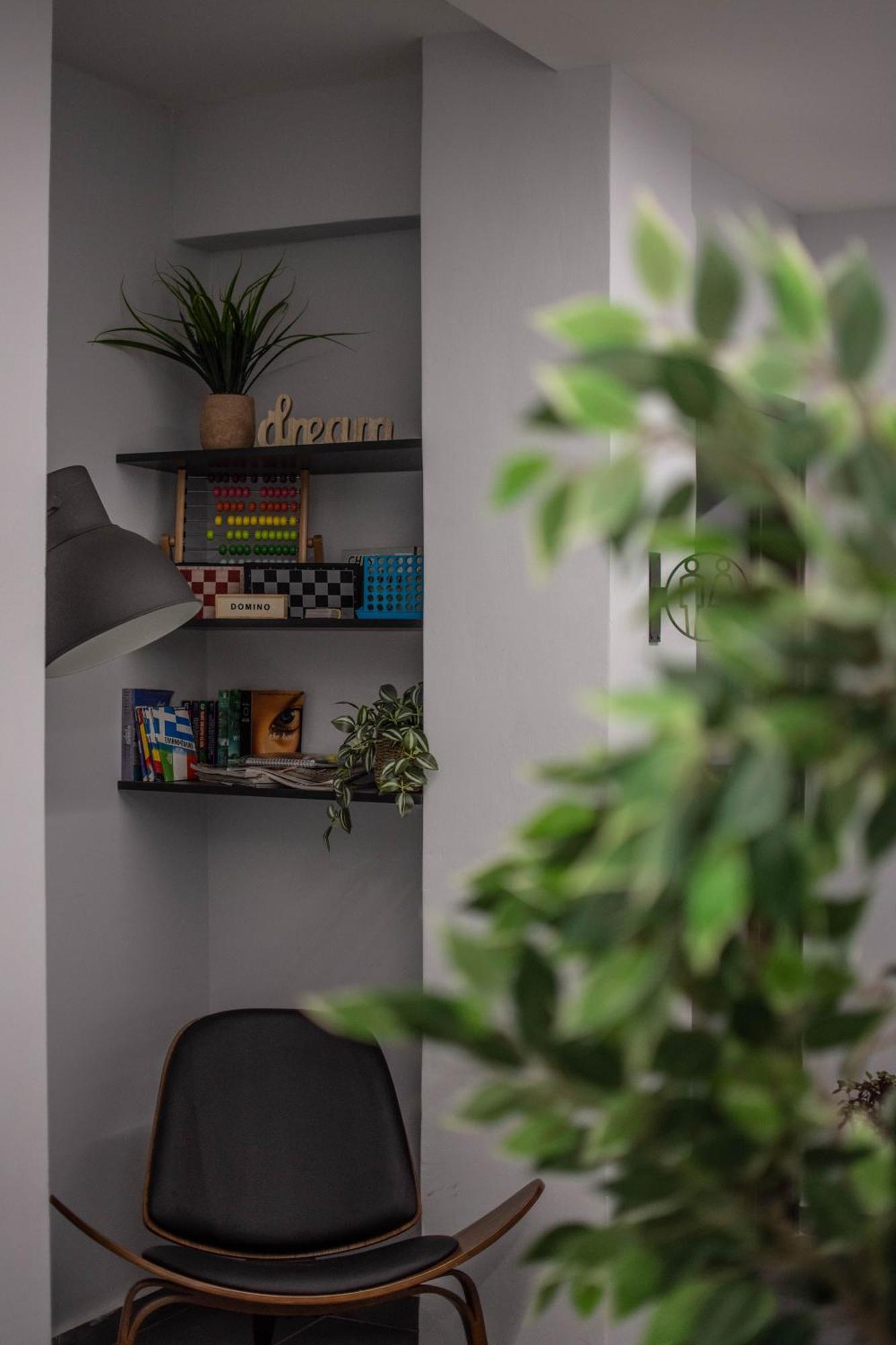 Aris Premium Accommodations Aten Exteriör bild